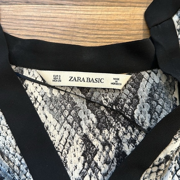 Zara Women’s Snakeskin Blouse - Size Small - Picture 3 of 3
